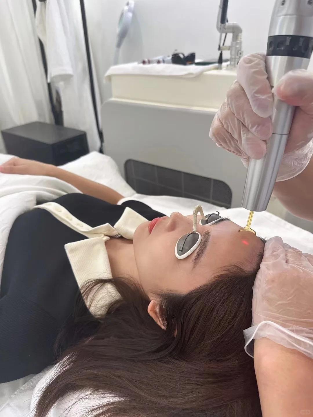 Chị em không nên lạm dụng công nghệ laser trong chu trình chăm sóc da.