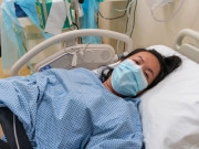 Bà bầu - Mẹ bỉm đau đớn suốt 5 năm sau sinh mổ, đi khám phát hiện sai lầm động trời của bác sĩ