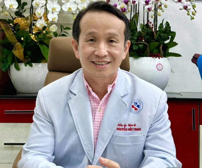 Tiến sĩ, bác sĩ Nguyễn Hữu Trung - Trưởng khoa Phụ sản Bệnh viện Đại học Y Dược 2.
