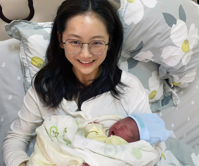 Bà trẻ 9X tự hào khi sinh thường chỉ trong vòng 15 phút.