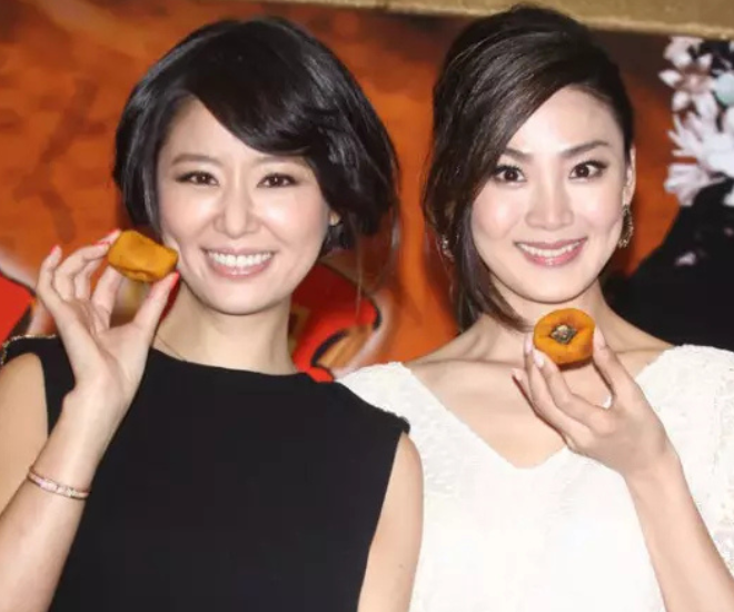 Hồng Tiểu Linh và Lâm Tâm Như là 2 người bạn thân lâu năm.