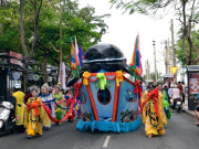 Lifestyle - Lễ hội diễn ra tại vùng đất cọp ăn thịt người, từ năm Quý Sửu 1913 đến nay chỉ tổ chức kéo dài 5 ngày