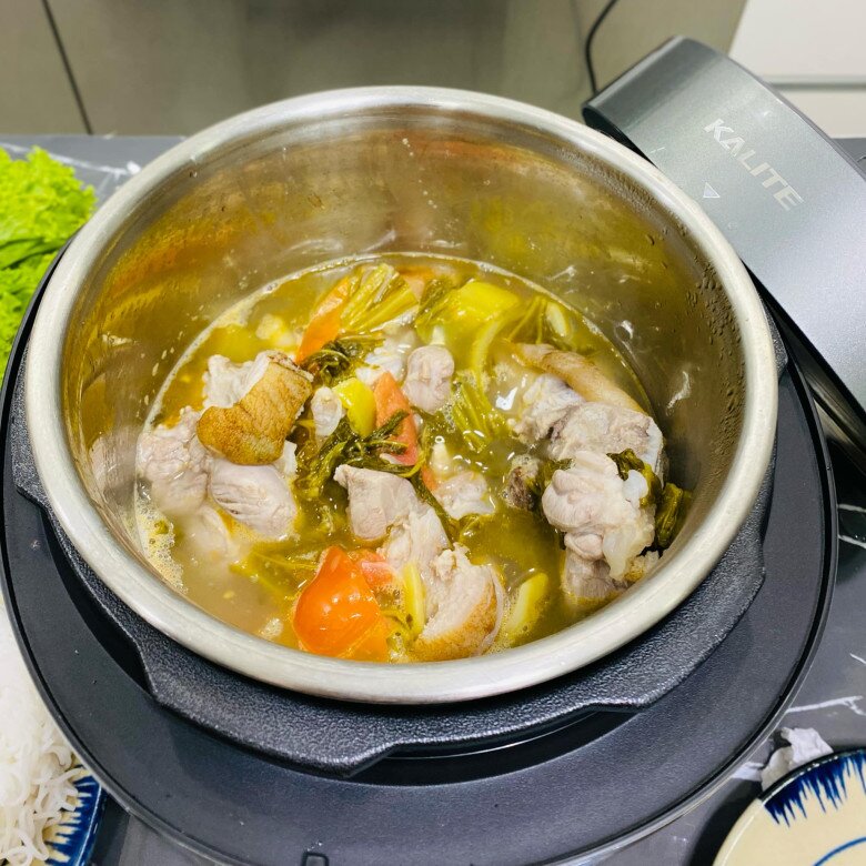 Chỉ một thay đổi nhỏ, bún chân giò trở thành món ăn mới lạ ai cũng muốn thử! - 7