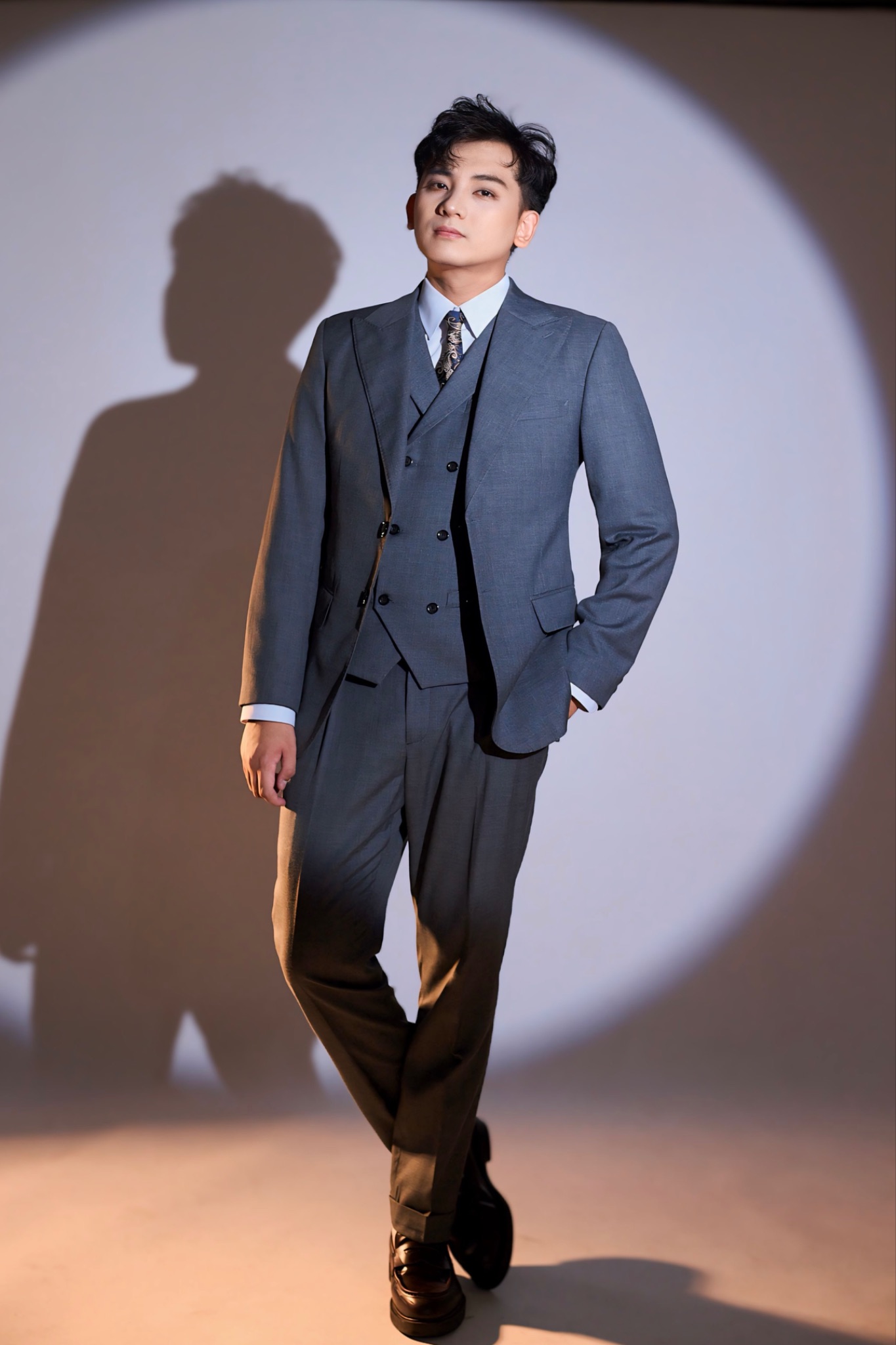 Minh Phúc ra mắt MV mới về tình yêu “Tuổi học trò” - 5