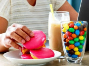 Sức khỏe - 6 loại thực phẩm cần tránh để phòng ngừa loãng xương