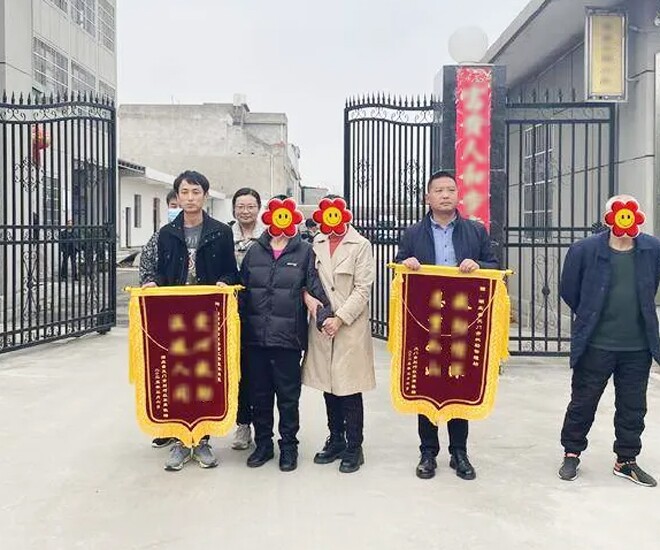 Sau 21 năm chênh vênh bên bờ vực lãng quên, người phụ nữ lần đầu cất tiếng gọi “Cha” - 1