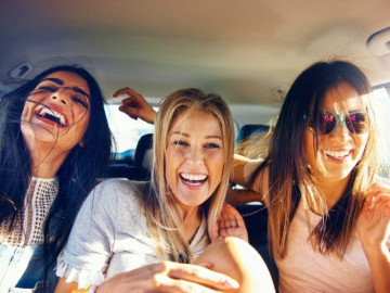 7 điều bạn vô tình làm khiến ai cũng thoải mái khi ở bên