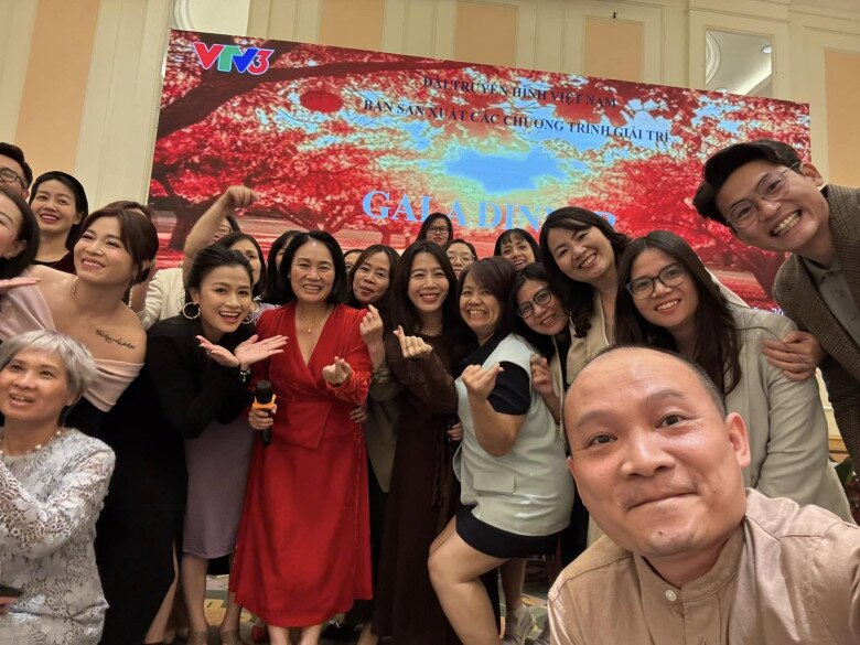 Con trai Lại Bắc Hải Đăng rất vui tính, được các đồng nghiệp yêu quý.