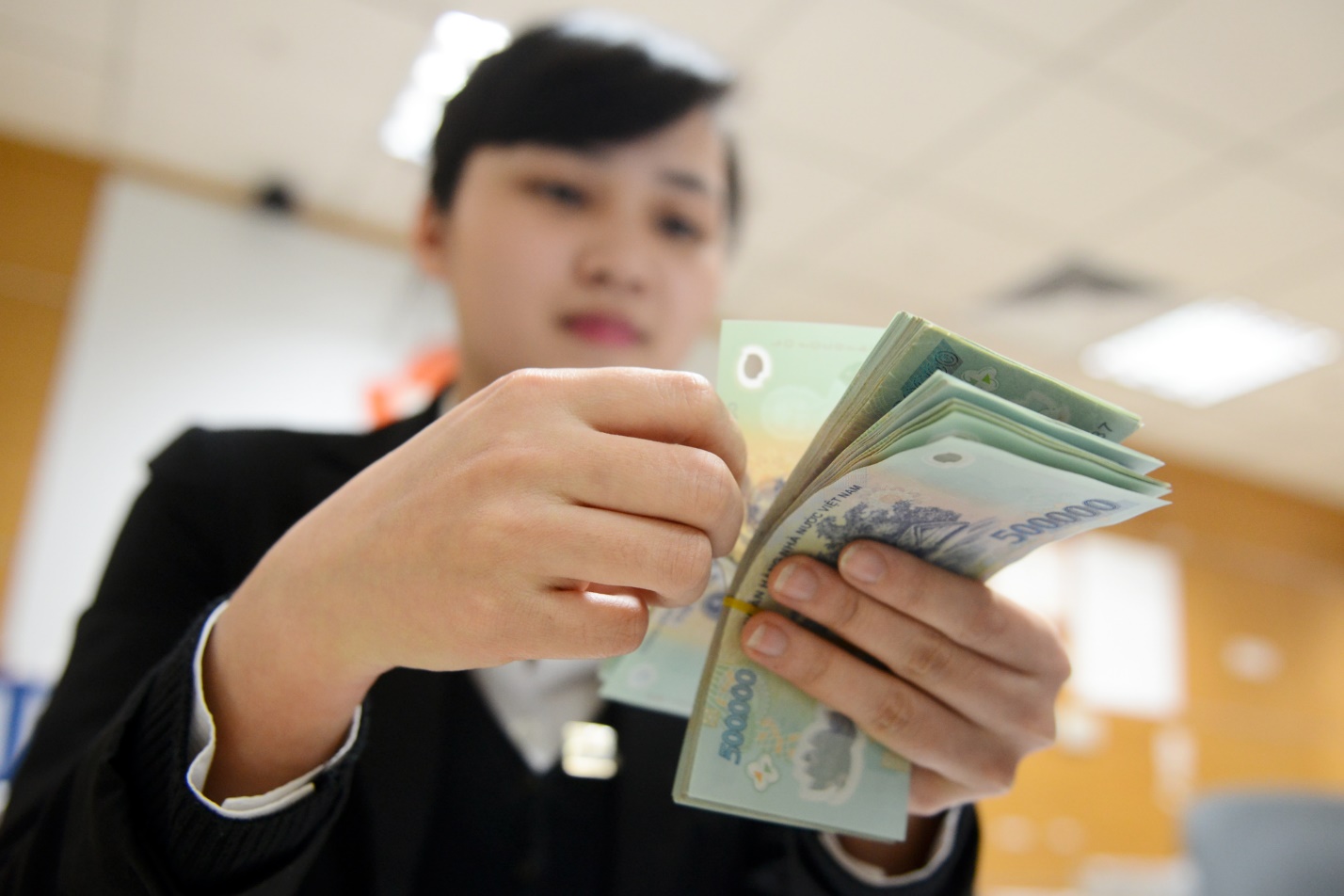 Làm việc tại ngân hàng có nhiều vị trí khác nhau