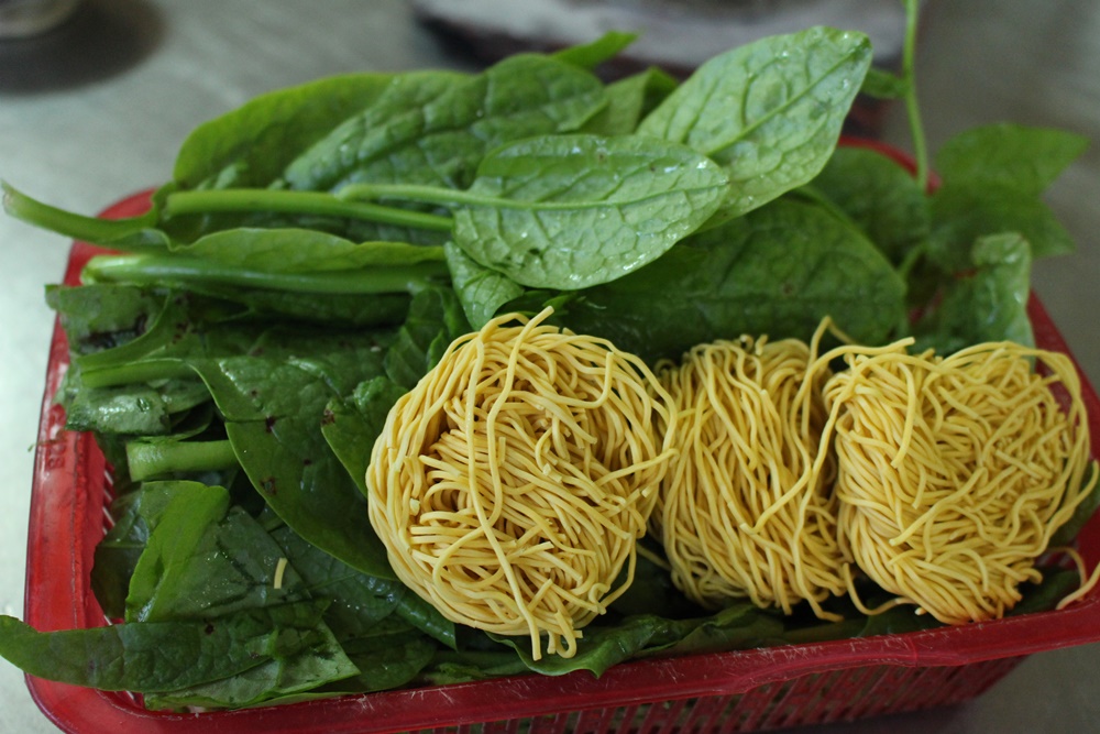 Cộng thêm những món ăn kèm mát ruột