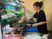 Lifestyle - Ở Hà Nội có quán bún đậu nằm sâu trong ngóc ngách, ngày bán hàng trăm suất, hút khách nhờ loại mắm tôm đặc biệt