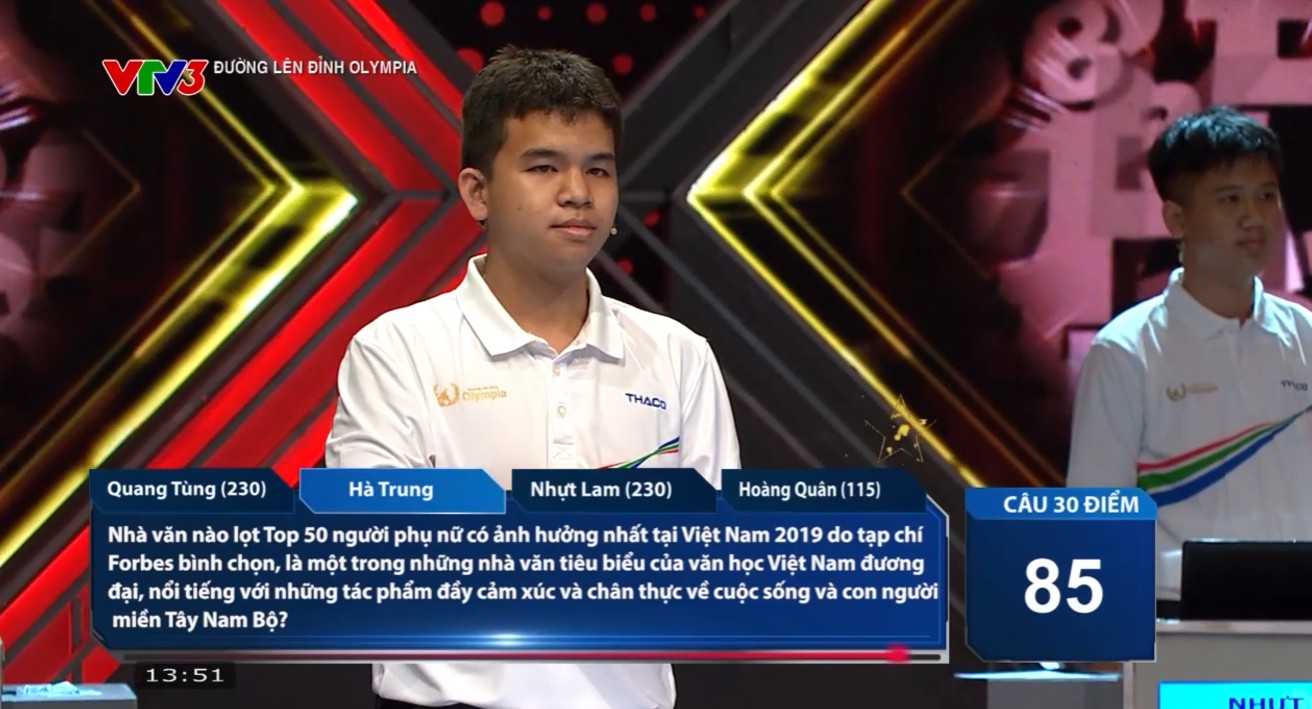 Hà Trung “chơi lớn” với gói câu hỏi 30-30-30 ở phần thi Về đích. Nam sinh có 1 câu trả lời đúng cùng ngôi sao hi vọng, nâng điểm số lên 145. Hoàng Quân trả lời sai 1 lần và bị trừ 15 điểm. 