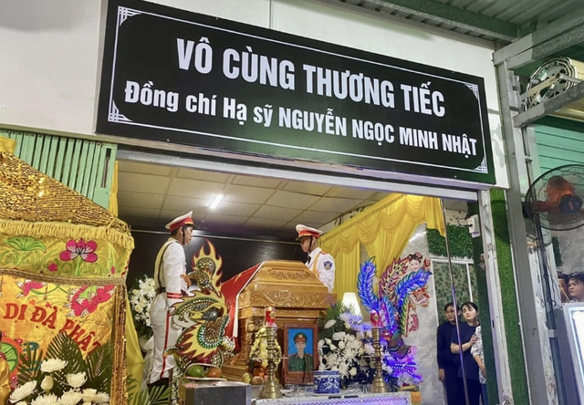 Thượng sĩ nghĩa vụ Nguyễn Ngọc Minh Nhật hy sinh trong khi làm nhiệm vụ.