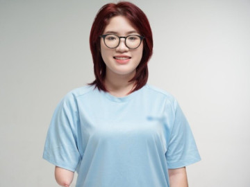 Cô gái 'một tay' giành học bổng 10 tỷ đồng du học Mỹ