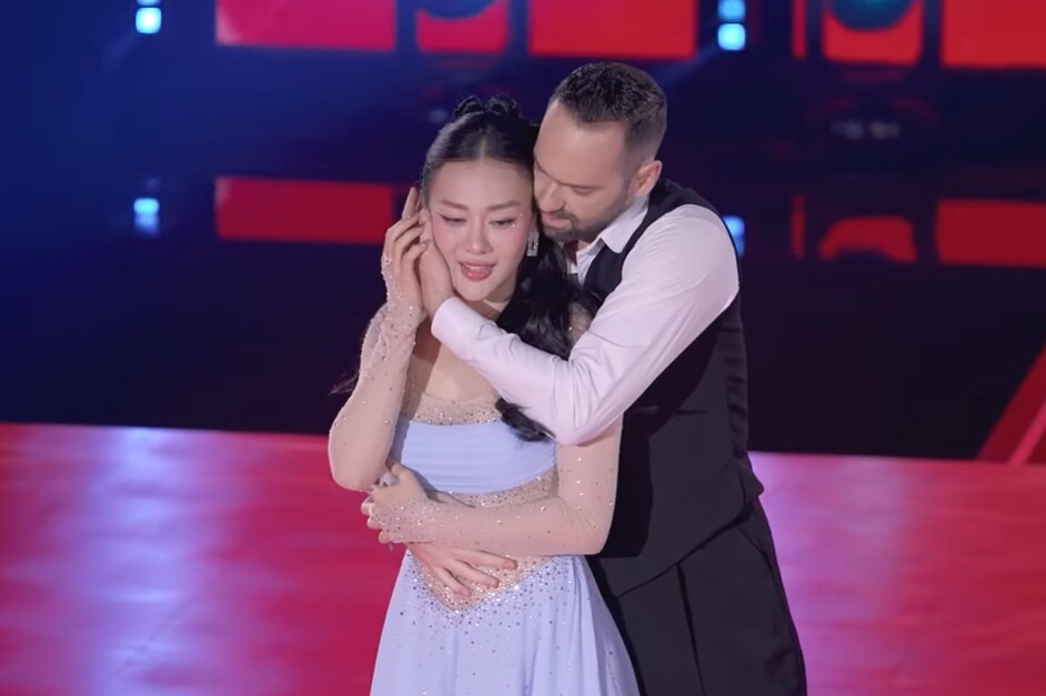 Phương Oanh khiến nhiều khán giả bất ngờ với phần thể hiện trong chương trình.