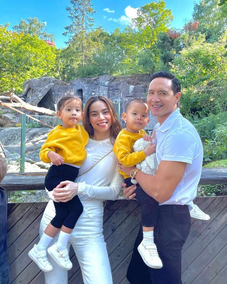 Cặp song sinh đáng yêu của Hồ Ngọc Hà và Kim Lý.