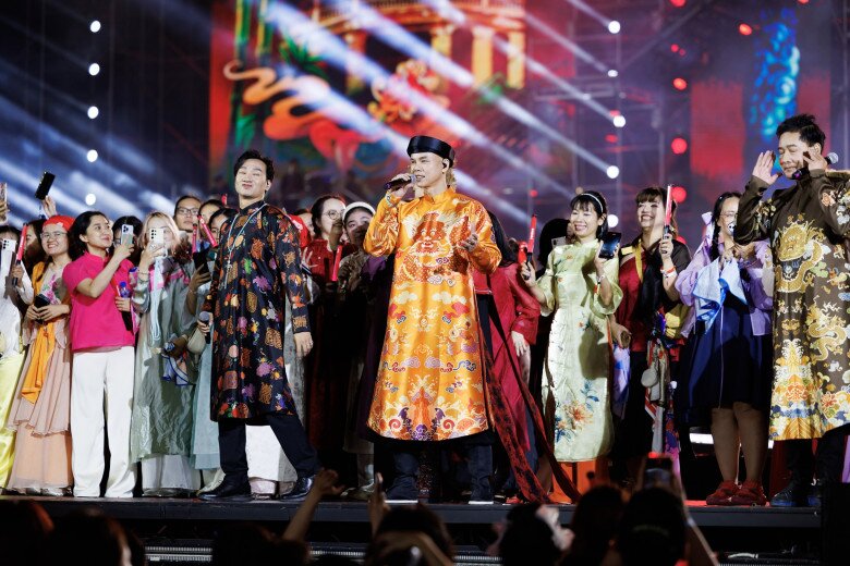 Concert “Anh trai vượt ngàn chông gai” lập kỷ lục Guinness thế giới.