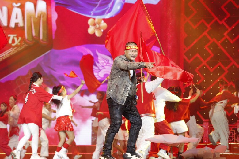 Diễn viên Duy Hưng lần đầu xuất hiện tại Táo Quân 2025.