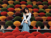Lifestyle - Giữa lòng Thủ đô có ngôi làng hơn trăm tuổi: Sản xuất một thứ nhà nào cũng dùng, nay thành điểm check-in hút khách