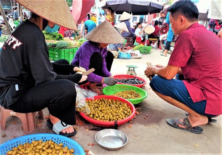 Ngôi chợ hơn trăm tuổi giữa lòng Bắc Giang: Lúc nào cũng sầm uất, được công nhận là di tích lịch sử quốc gia - 4