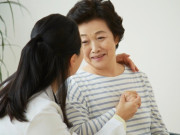 Yêu con - Giúp việc ứng trước 2 tháng lương để nghỉ Tết, tôi giận tím người tính cho nghỉ việc, sau xấu hổ