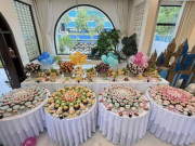 Yêu con - 7 mâm cúng đầy tháng V-biz xa hoa, nhà Vân Trang, Shark Bình - Phương Oanh gây trầm trồ