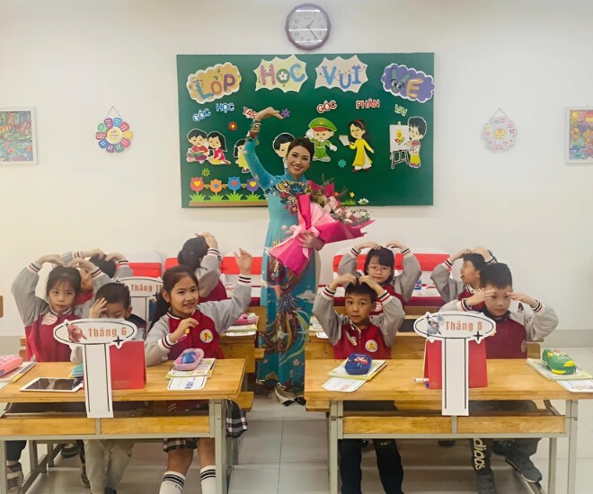 Trường Tiểu học Chu Văn An là trường thuộc TOP đầu về chất lượng giáo dục khối tiểu học của quận Tây Hồ, nhiều năm liên tục hoàn thành xuất sắc nhiệm vụ đạt được những danh hiệu cao quý.