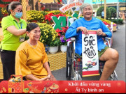 Tin tức - Những nụ cười đặc biệt ở BV Chợ Rẫy: Y bác sĩ chung tay tạo đường hoa, mang không khí Tết cho bệnh nhân xa nhà