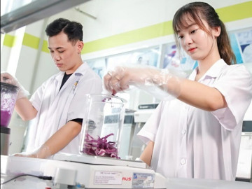 Ngành học healthy nhất Việt Nam, ra trường làm chuyên gia lĩnh vực Y tế, nếu giỏi tiếng Anh có thể kiếm tiền tỷ mỗi năm