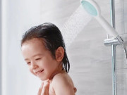 Sức khỏe - Cảnh báo: Cận Tết nhiều trẻ nhập viện do tai nạn, có trẻ bỏng nặng khi tự tắm bằng vòi hoa sen