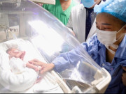 Sức khỏe - Mẹ 23 tuổi bị ung thư di căn phải sinh con khi thai được 27 tuần, xúc động khi lần đầu nhìn thấy mặt con