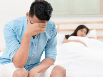 Cô gái trẻ lấy chồng 2 năm nhưng chưa một lần làm chuyện ấy thành công, bác sĩ nói lý do bất ngờ