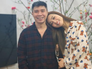Yêu - Bà xã Công Lý hé lộ quà 8/3 của ông xã từ 4 năm trước, cất một góc giờ mới bóc tem