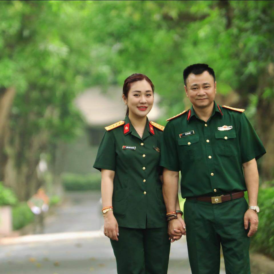 Minh Nguyệt là hậu phương vững chắc cho chồng.