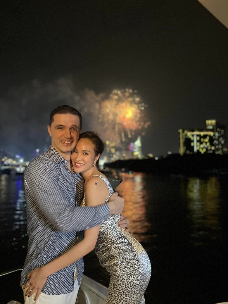 Nữ siêu mẫu nói Marcin Miller đã diễn vai người chồng yêu thương vợ suốt thời gian qua.