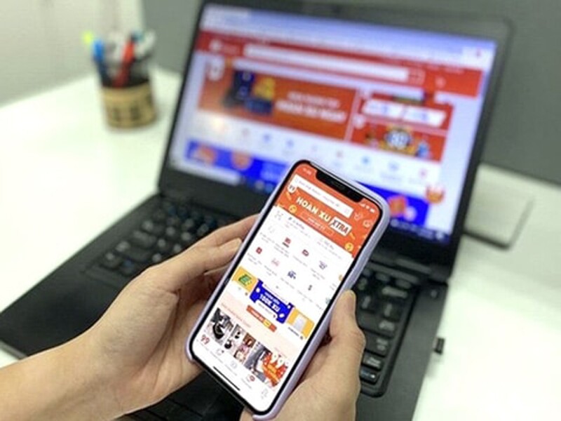 Nếu bắt xu hướng và có mặt hàng tốt, người bán hàng online có thể kiếm bộn tiền trong dịp Tết Nguyên đán, mỗi ngày chốt hàng trăm đơn hàng.
