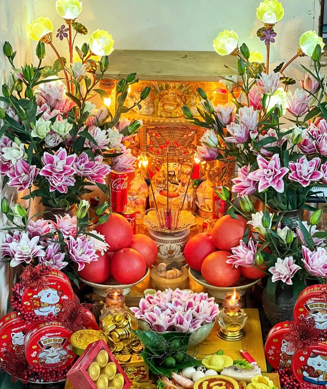 Sau khi cúng Thần Tài không tán lộc, không rắc muối gạo
