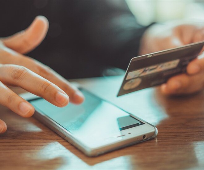 Lừa đảo hoành hành dịp sát Tết khiến nhiều người mắc bẫy, mất số tiền lớn.