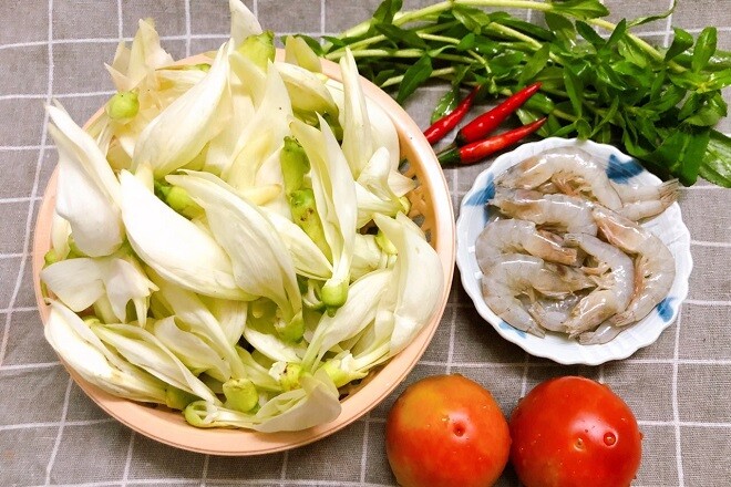 Thứ mọc dại xưa rụng đầy không ai biết đến, nay thành đặc sản nổi tiếng ở thành phố vì hương vị lạ, 100.000 đồng/kg - 2