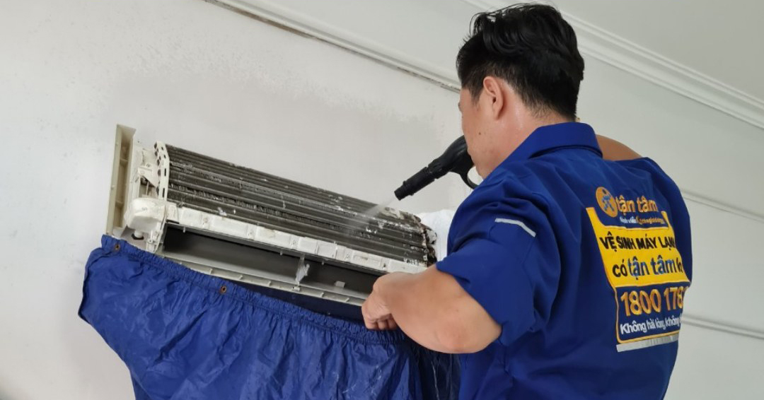 Điện máy Xanh lần đầu tiên tung ra dịch vụ bảo hành trọn đời cho khách hàng mua máy lạnh