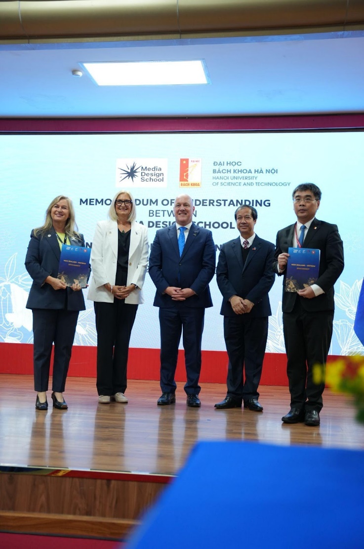 Media Design School đã chính thức ký biên bản ghi nhớ cùng Đại học Bách Khoa Hà Nội (HUST), mang đến nhiều cơ hội tiếp cần nền giáo dục chất lượng cao