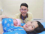 Sức khỏe - Xúc động nhìn những công dân nhí đầu tiên chào đời trong năm 2025 tại Hà Nội và TP.HCM