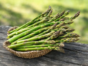 Sức khỏe - 4 thực phẩm giàu dinh dưỡng, dù ít "ngậm" hóa chất nhưng chứa nhiều giun sán, khi ăn cần cẩn thận