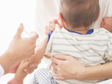 Ho sốt 2 ngày, bé gái 5 tháng tuổi nguy kịch phải bóp bóng chuyển viện vì căn bệnh quen mặt