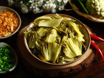 Cặp vợ chồng ở độ tuổi 60 được chẩn đoán mắc bệnh ung thư dạ dày, nguyên nhân từ một món ăn bữa nào cũng có