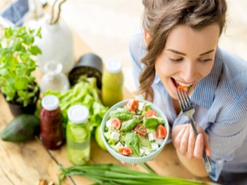 Mùa xuân nên ăn gì để tốt cho sức khỏe? Thực phẩm nào giàu dinh dưỡng, được bán đầy chợ Việt với giá rẻ bèo?