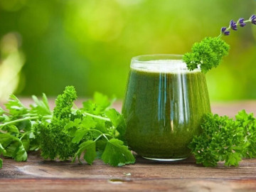 12 thực phẩm không nên ăn trước khi ngủ, tránh ngon miệng mà hại thân, có loại luôn sẵn ở nhà bếp