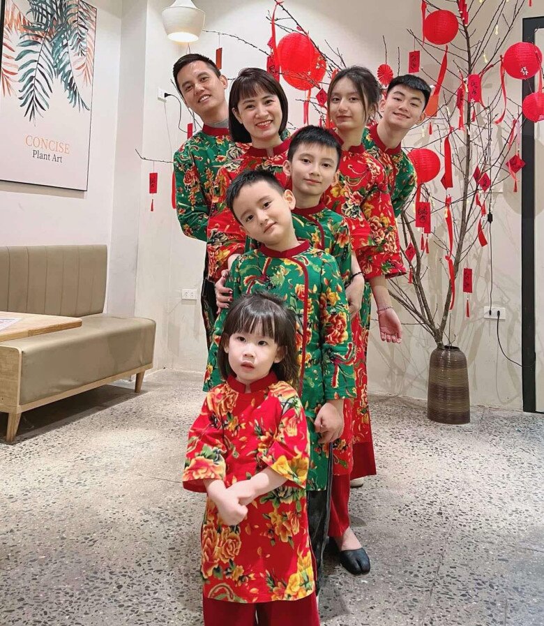 Hot mom Hà Nội càng đẻ càng đẹp, được chồng cưng như trứng, cứ định dừng thì lại amp;#34;dính bầuamp;#34;, kết quả làm mẹ 5 con - 12