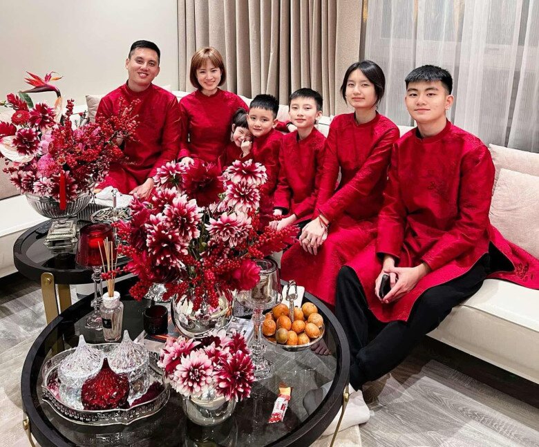 Hot mom Hà Nội càng đẻ càng đẹp, được chồng cưng như trứng, cứ định dừng thì lại amp;#34;dính bầuamp;#34;, kết quả làm mẹ 5 con - 11