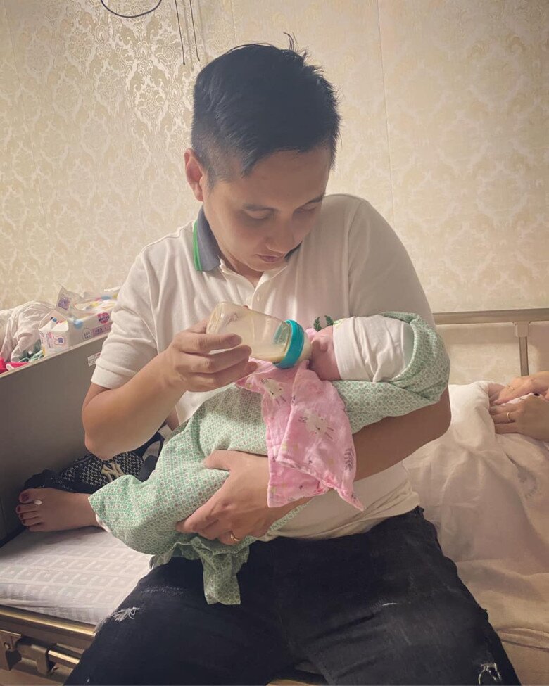 Hot mom Hà Nội càng đẻ càng đẹp, được chồng cưng như trứng, cứ định dừng thì lại amp;#34;dính bầuamp;#34;, kết quả làm mẹ 5 con - 3